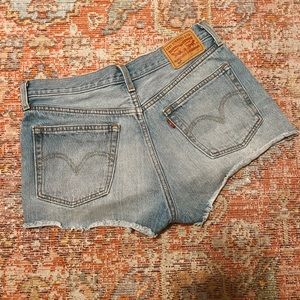 Levi’s 501 Buttonfly High Waisted Shorts!